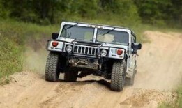 吉林越野车爆料视频播放,惊现神秘车队引发热议